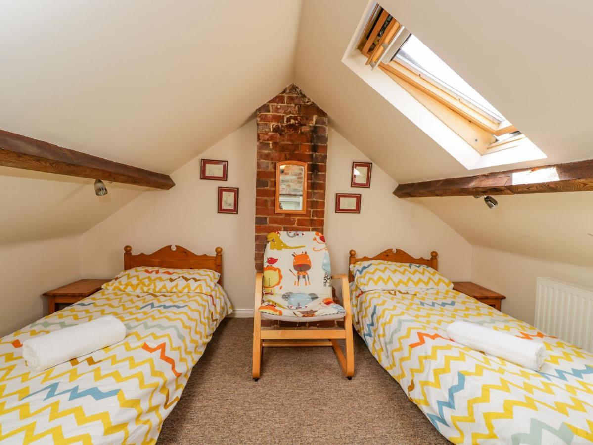Parkfield Cottage Sturminster Marshall Exterior foto